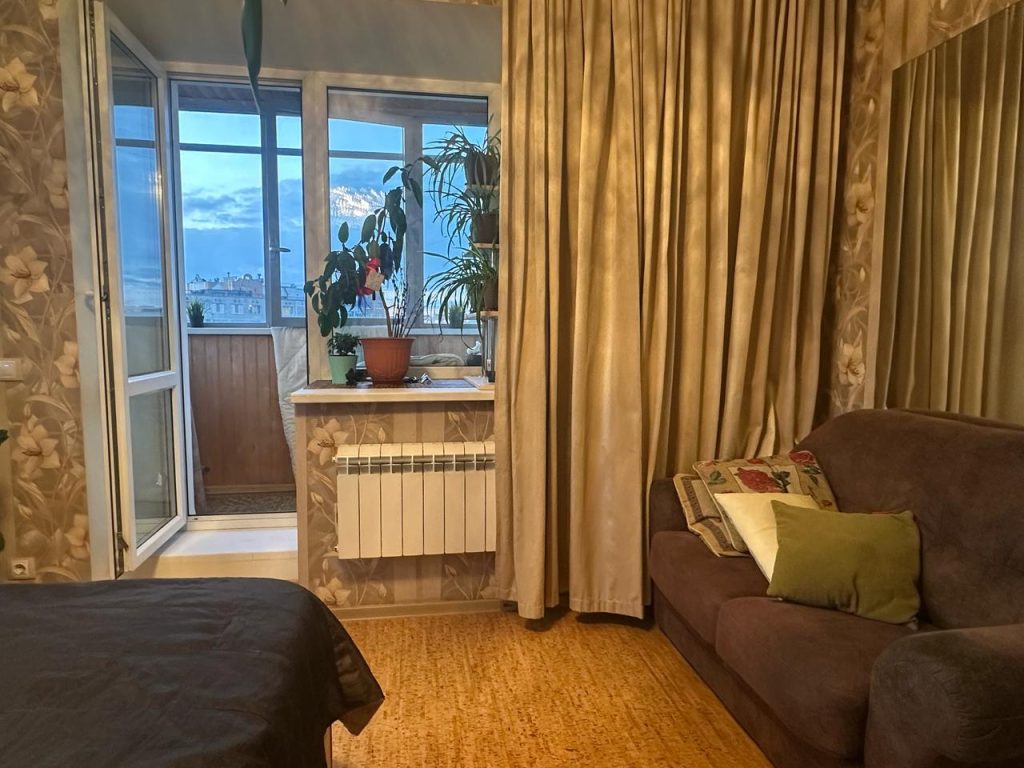 3-к. квартира, 77 кв.м., 7/25 эт.
Санкт-Петербург,Фрунзенский район, улица Белы Куна, 1к1