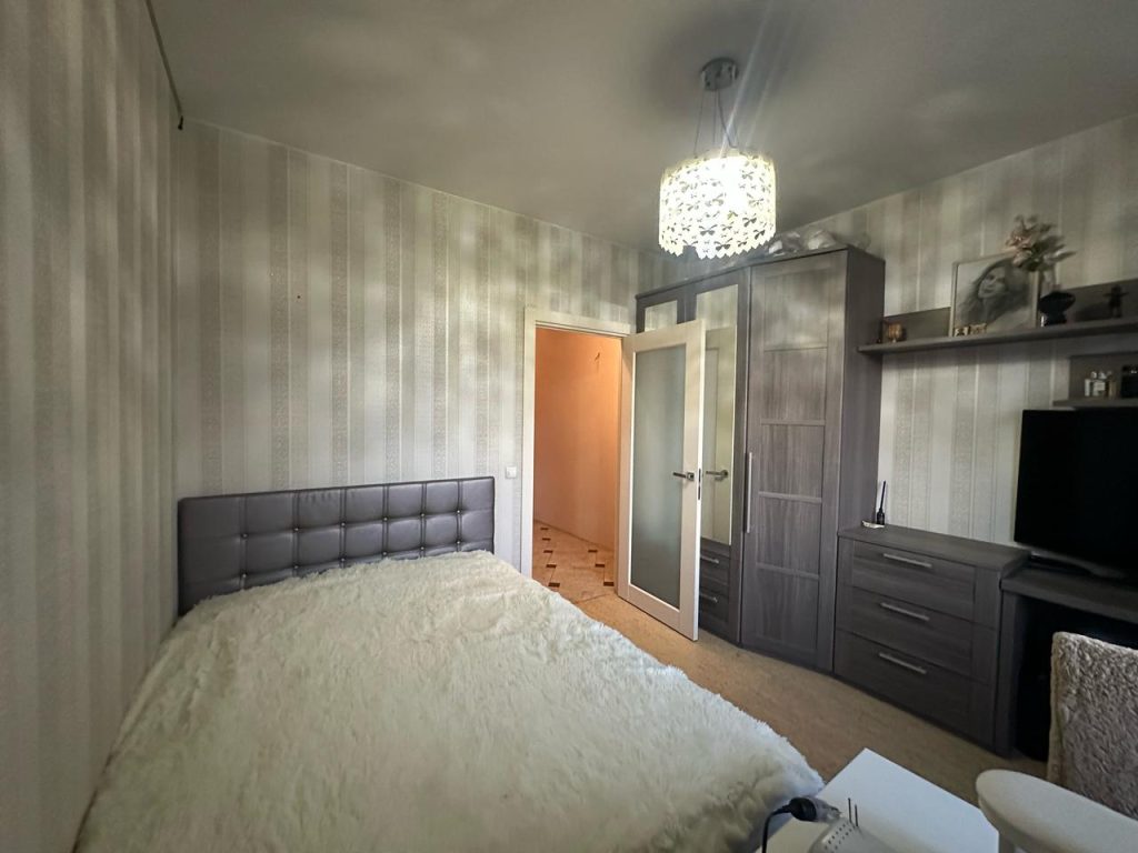 3-к. квартира, 77 кв.м., 7/25 эт.
Санкт-Петербург,Фрунзенский район, улица Белы Куна, 1к1