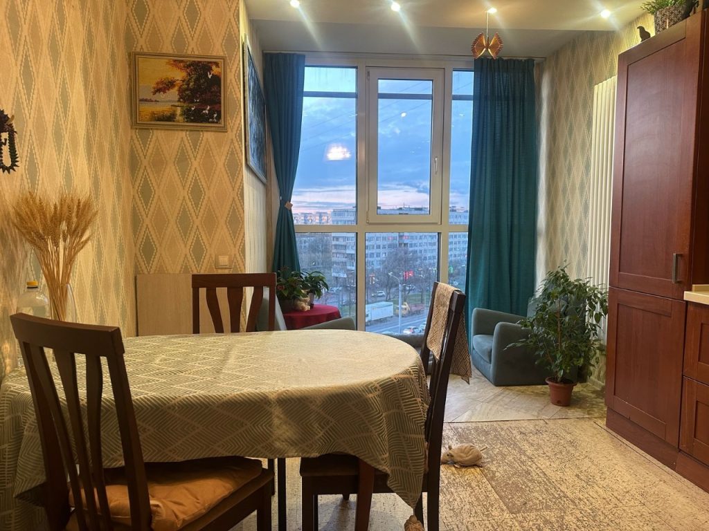 3-к. квартира, 77 кв.м., 7/25 эт.
Санкт-Петербург,Фрунзенский район, улица Белы Куна, 1к1