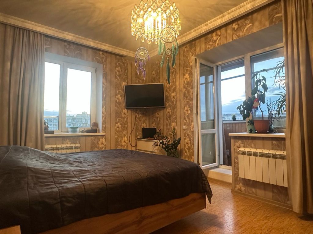 3-к. квартира, 77 кв.м., 7/25 эт.
Санкт-Петербург,Фрунзенский район, улица Белы Куна, 1к1