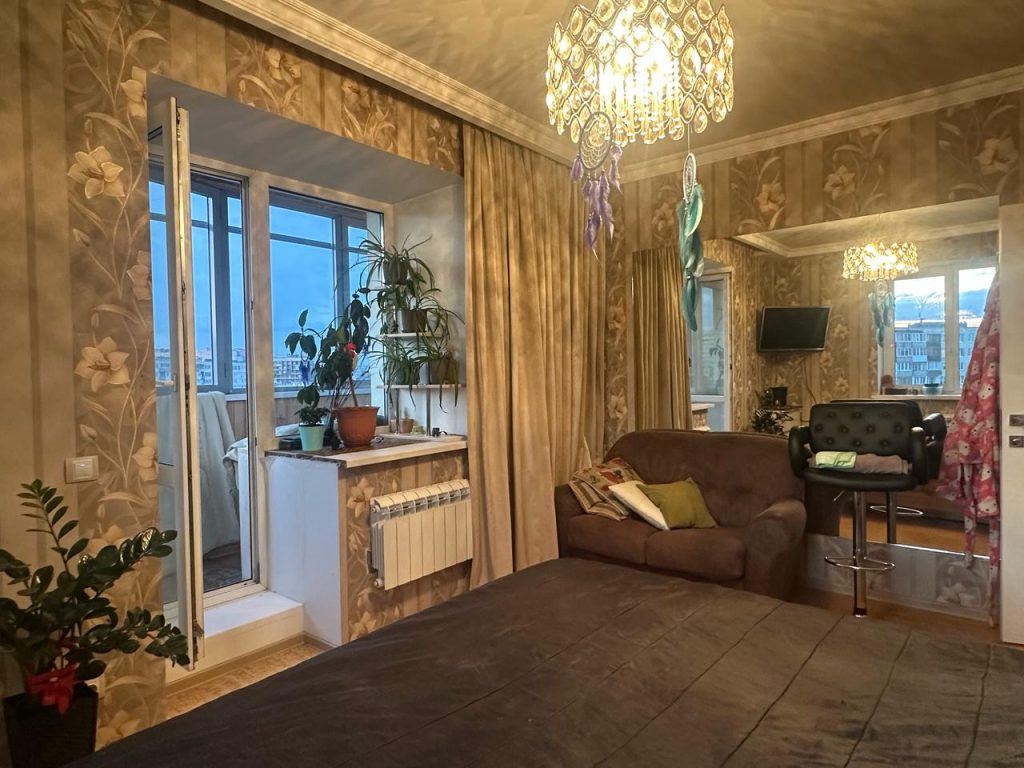 3-к. квартира, 77 кв.м., 7/25 эт.
Санкт-Петербург,Фрунзенский район, улица Белы Куна, 1к1