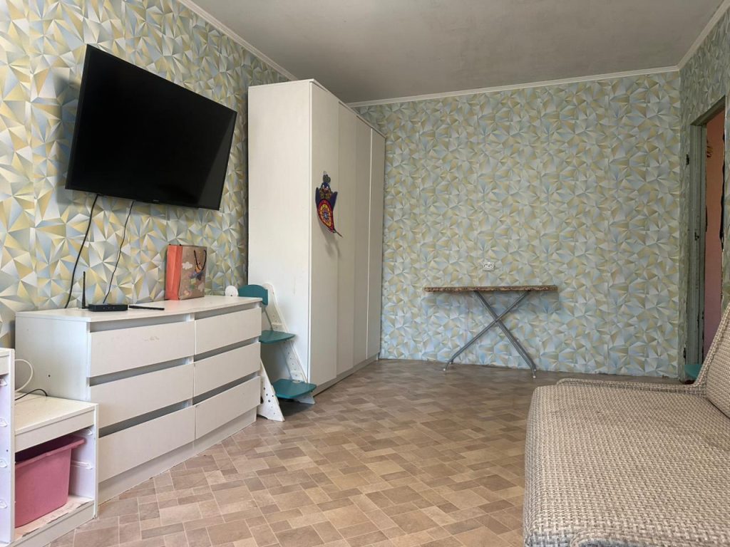 2-к. квартира, 52,7 кв.м., 3/5 эт.
Ленинградская область., Кировский район, Кировск, бульвар Партизанской Славы, 12