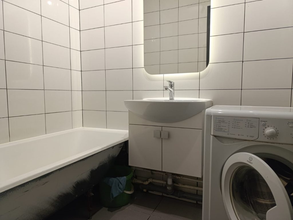 Комната 20,2 кв.м. в 9-к., 3/7 эт.
Санкт-Петербург, Центральный район, Мытнинская улица, 9